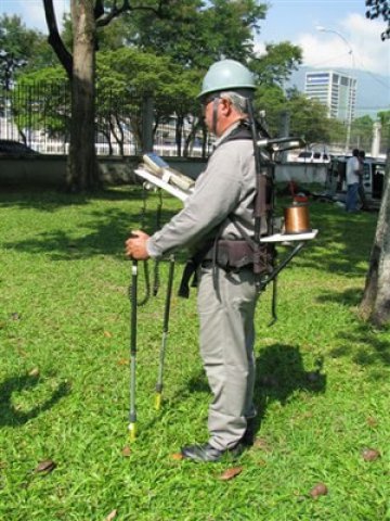 Localização e geoposicionamento de dutos